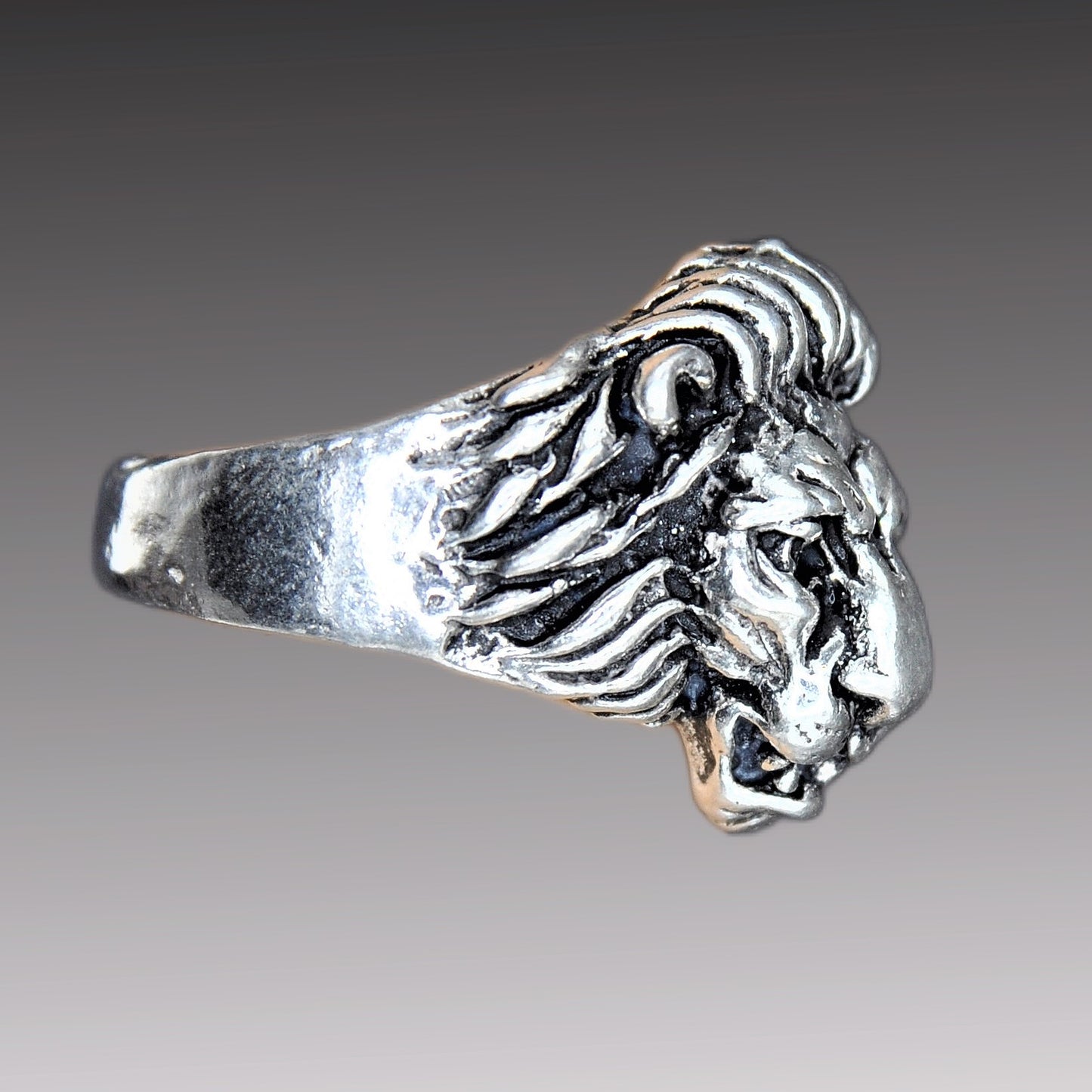 Lion Ring Sterling Silver .925 Vulnerable Species Size 6-12 For Men or Women